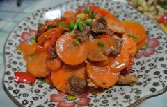 胡蘿卜炒肉的做法有哪些？