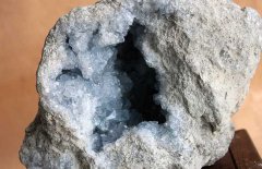 水晶產(chǎn)地在哪里？